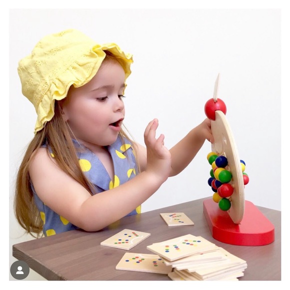 Goki wooden color sorting toy - Picture 2 of 3